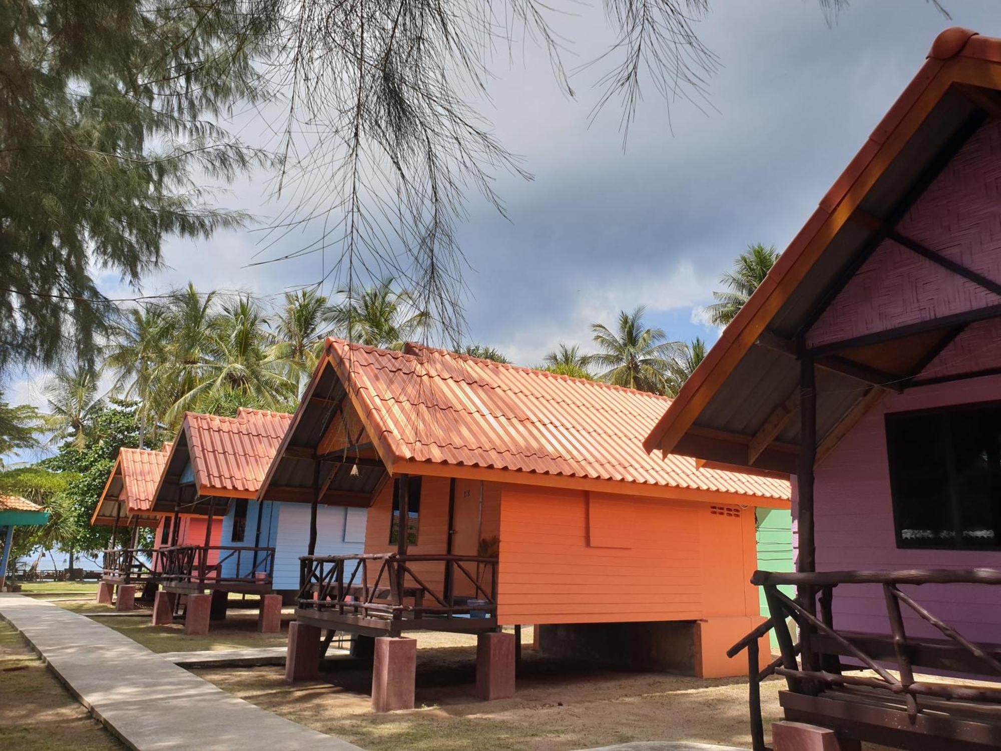 Lanta Family Resort Ko Lanta Esterno foto