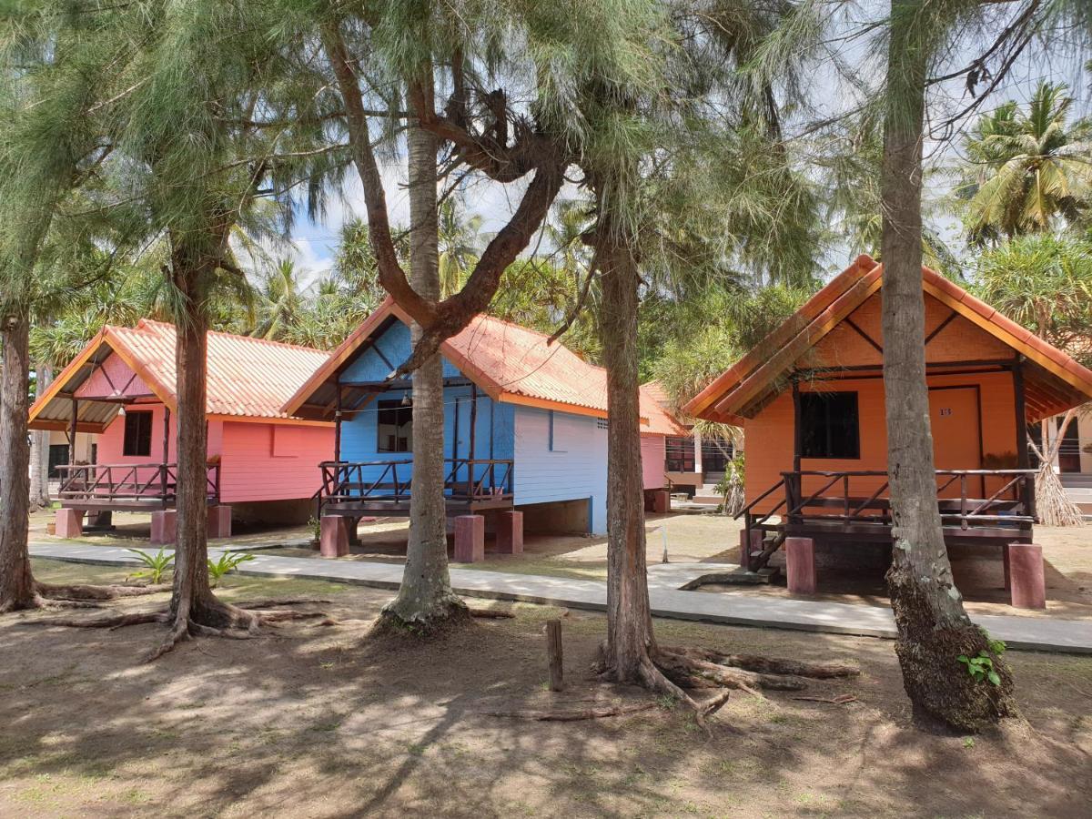 Lanta Family Resort Ko Lanta Esterno foto